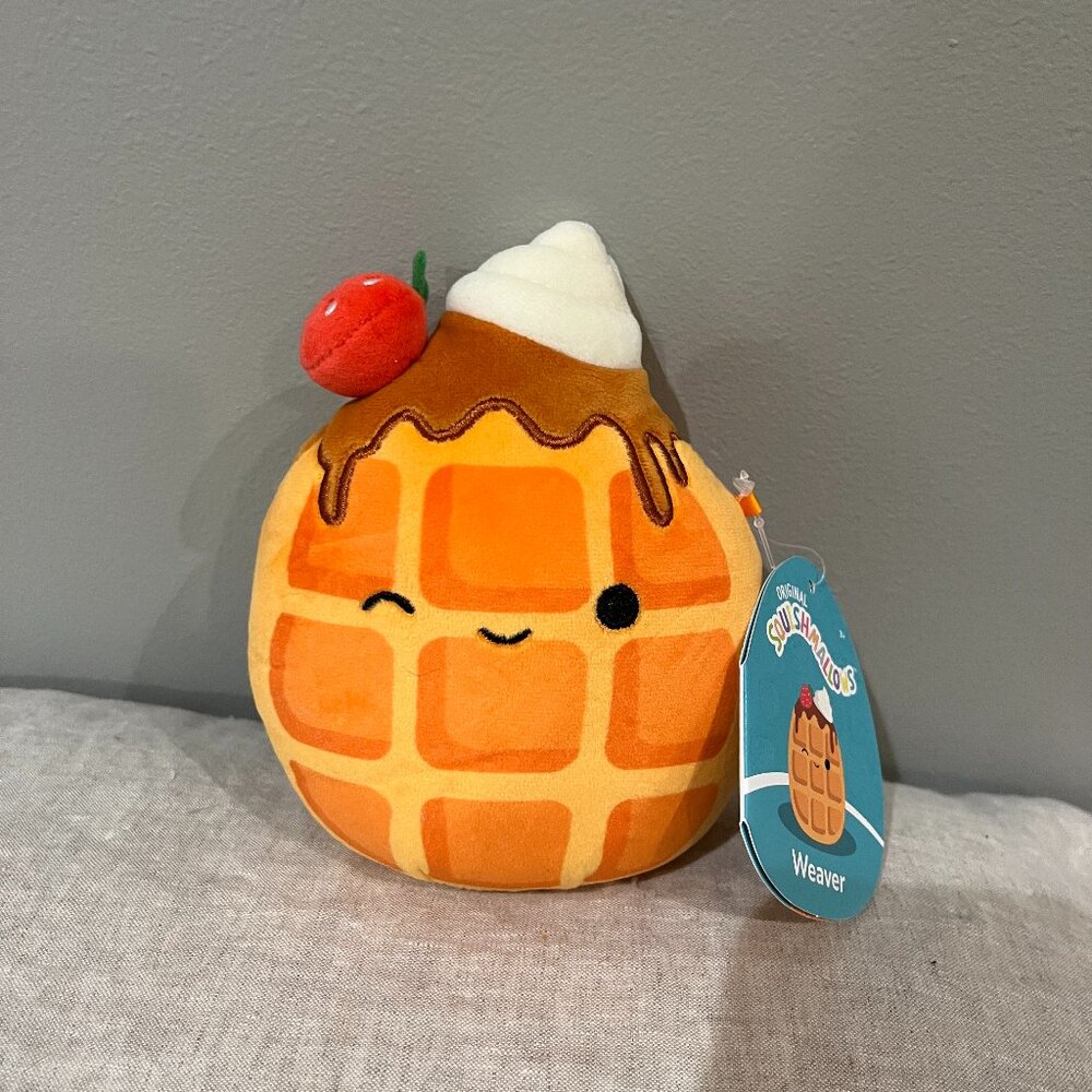 BWNT 5 inch Weaver Waffle Squishmallow